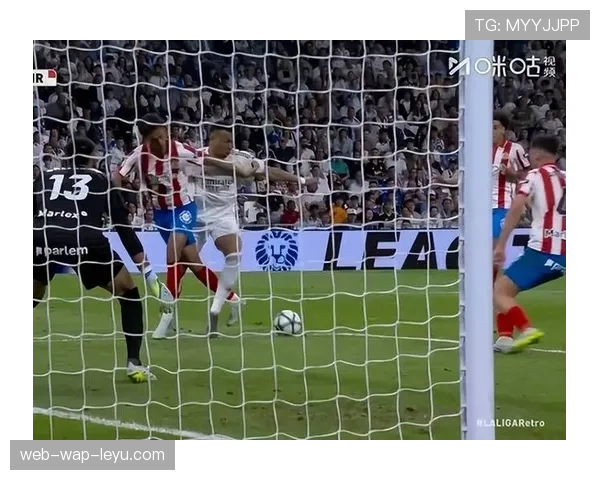 赫罗纳1-1战平皇马，主裁判判罚引发双方争议